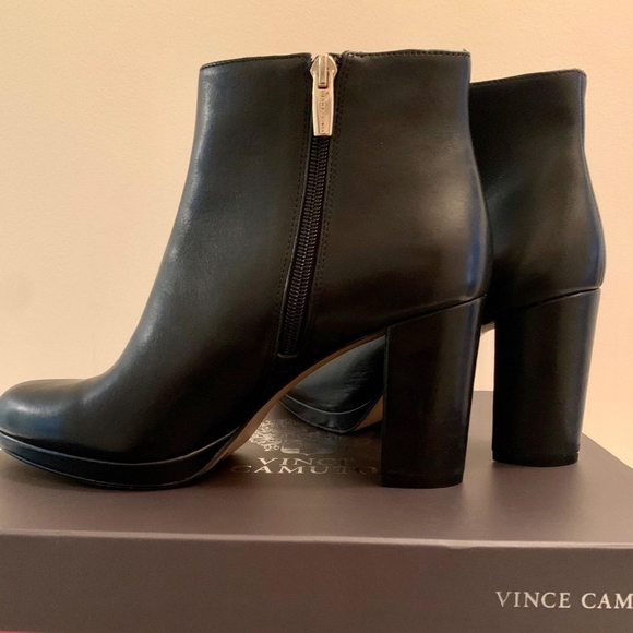 Boots - Picture 2 of 3